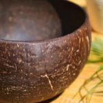 Round Polished Textured Coconut Bowls 400ml - Image 2