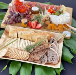 Large Rectangle Disposable Serving Platter 14" x 10" (35cm x 25cm) - Image 3